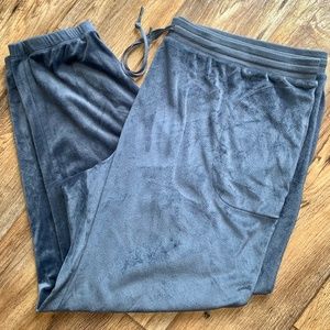 Women’s VELOUR LOUNGEWEAR SET